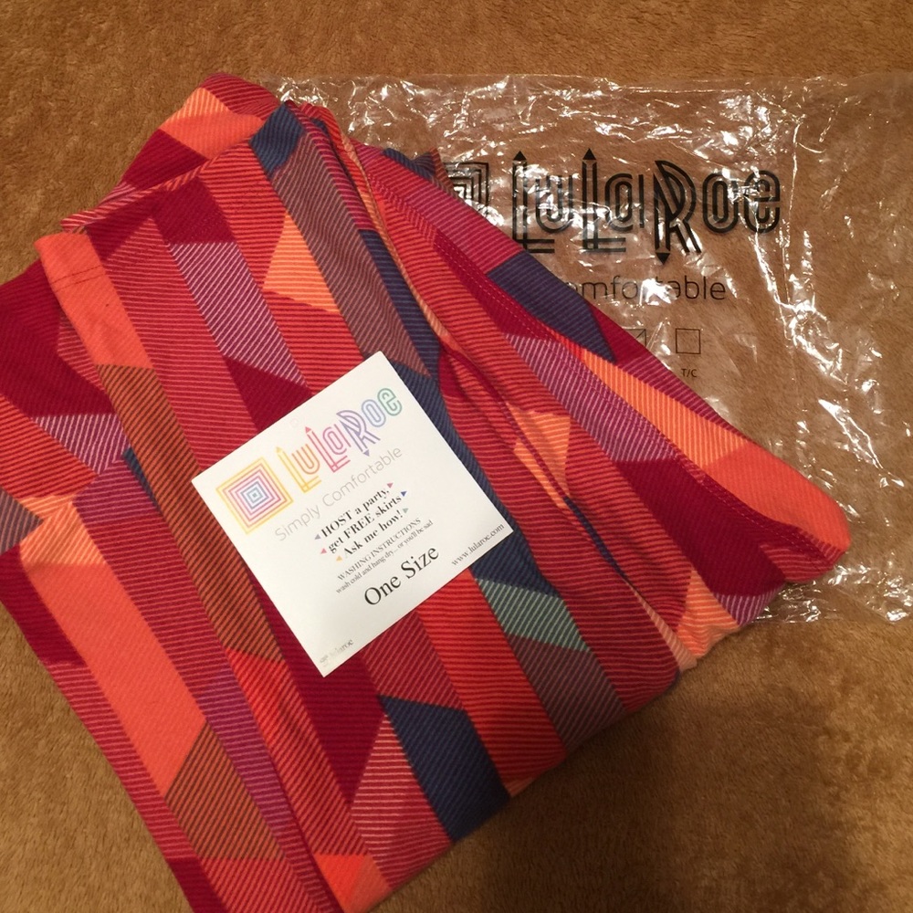 {Lularoe} Buttery Soft Leggings